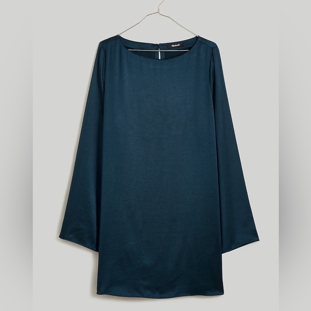 Madewell Shift Mini Dress
Color.Smoky Spruce - Picture 6 of 7